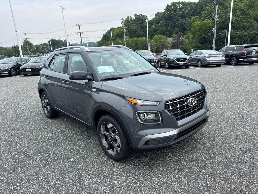 New 2026 Hyundai Venue SEL w/Two-Tone Roof SUV