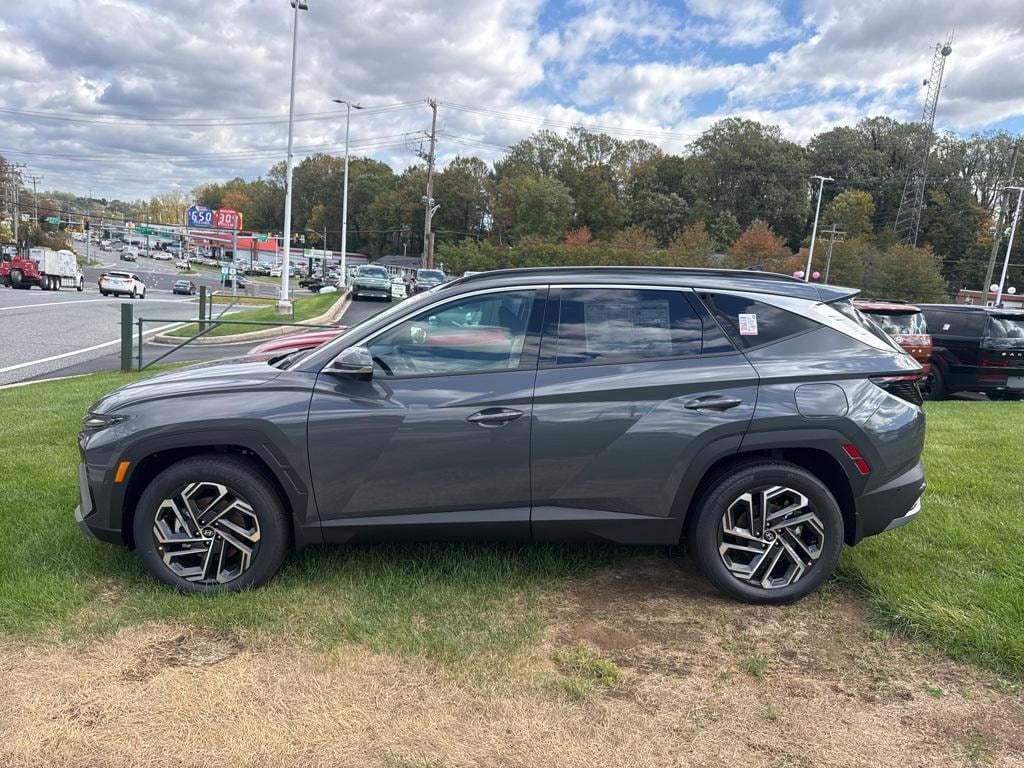 New 2026 Hyundai Tucson Hybrid Limited SUV