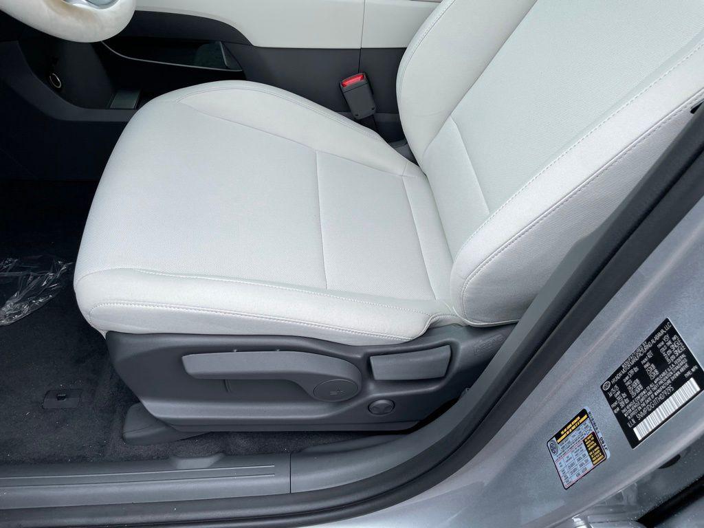 2026 Hyundai Santa Fe SE - Photo 10
