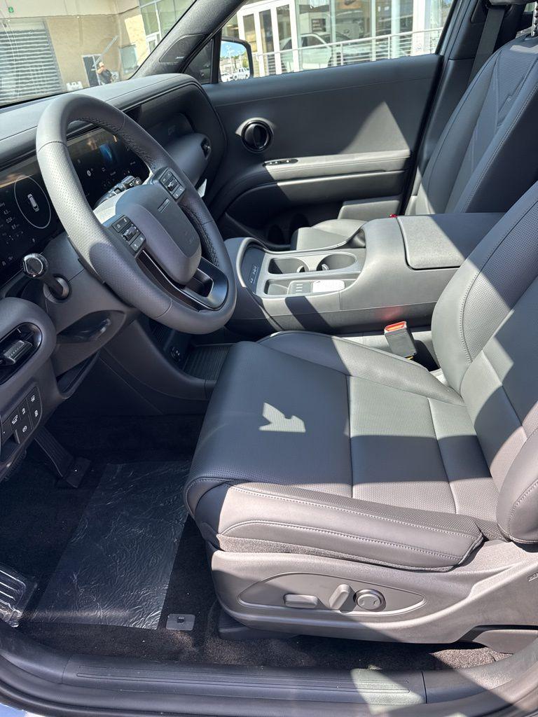 2026 Hyundai Palisade XRT Pro - Photo 9