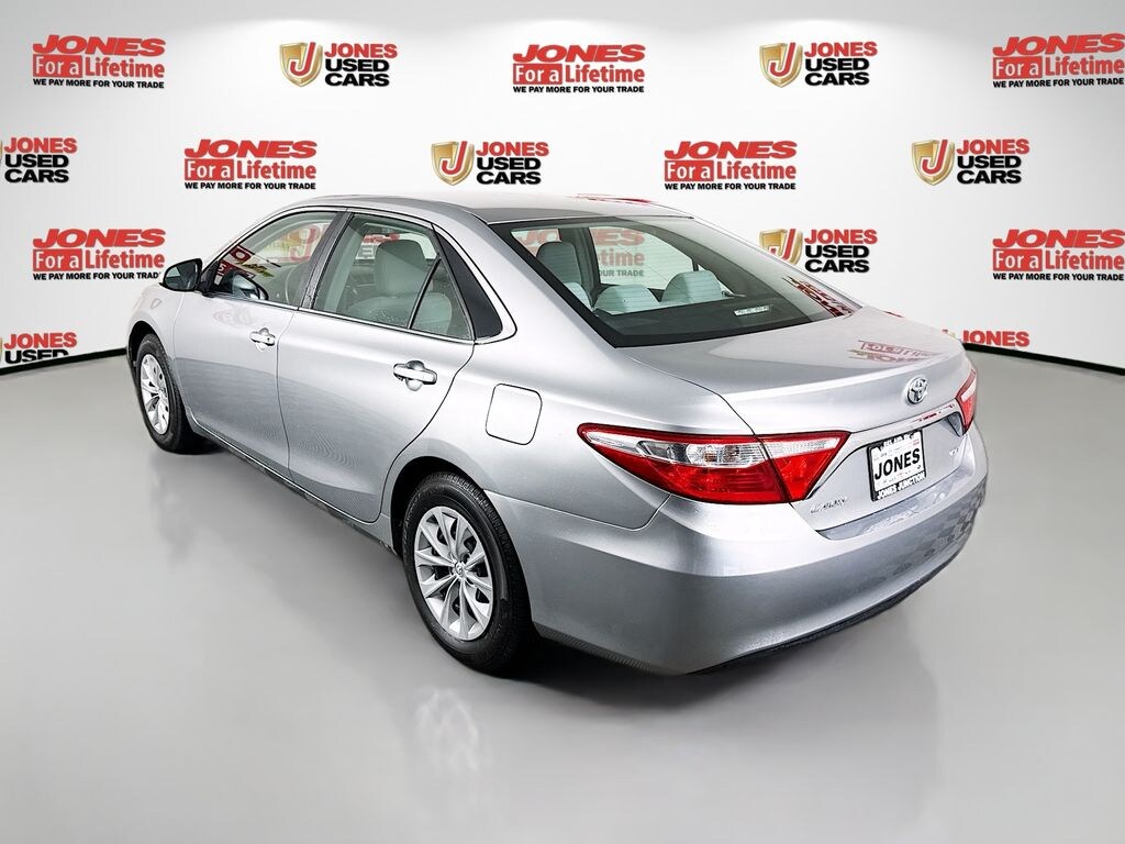 Used 2015 Toyota Camry LE Sedan
