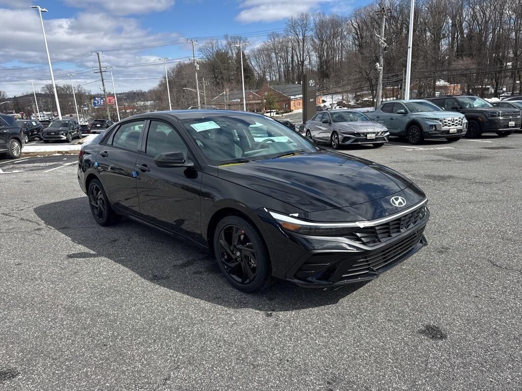 New 2026 Hyundai Elantra SEL Sport Sedan