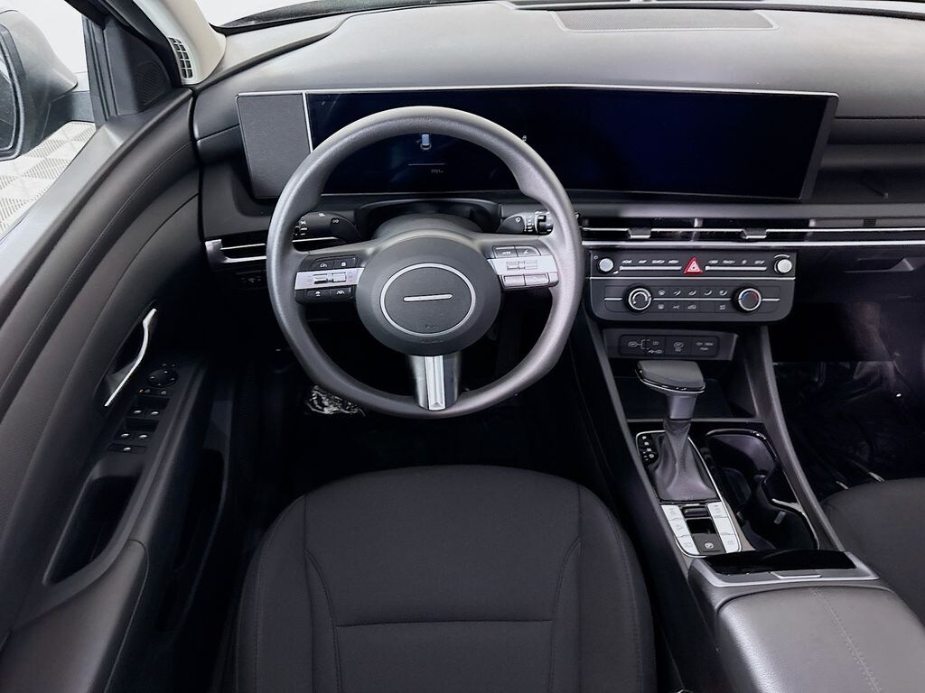 Certified 2025 Hyundai Tucson SE SUV