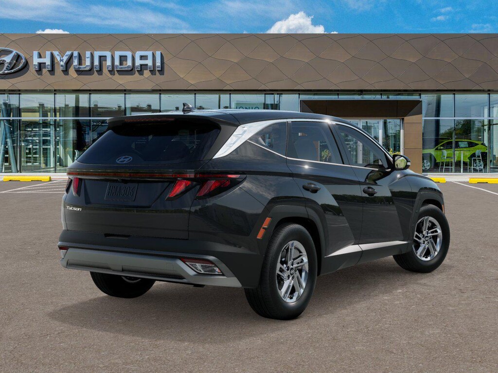 New 2026 Hyundai Tucson SE FWD SUV