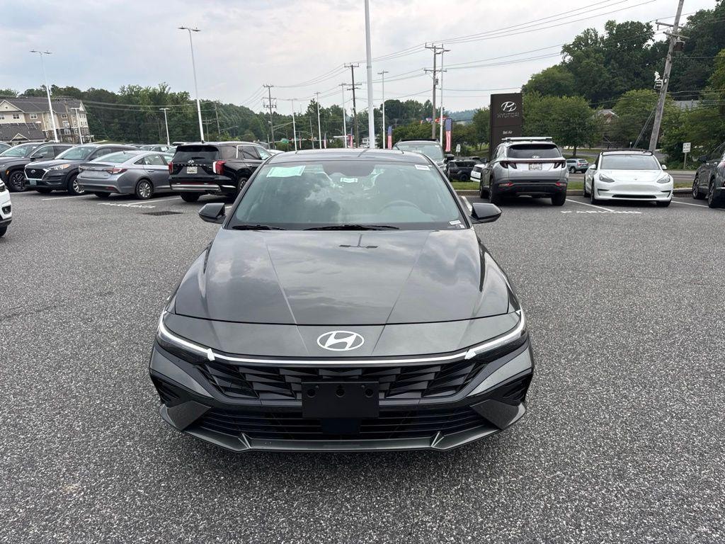New 2026 Hyundai Elantra SEL Sport Sedan