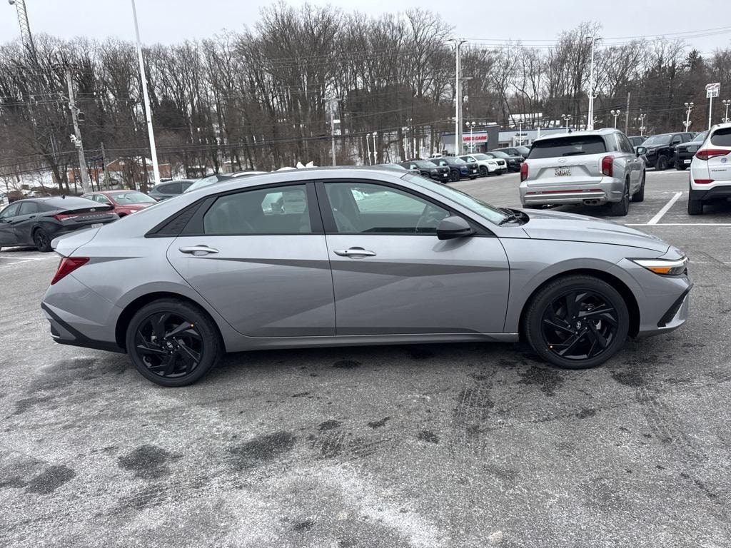 New 2026 Hyundai Elantra Hybrid SEL Sport Sedan