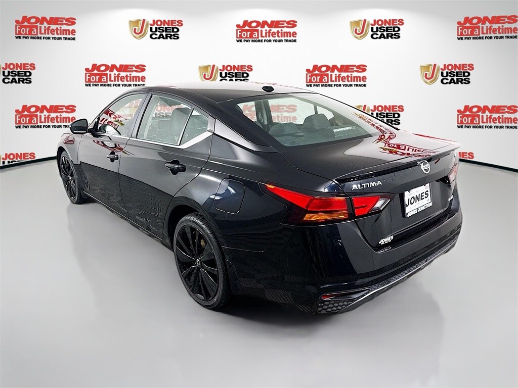 Used 2019 Nissan Altima 2.5 SR Sedan