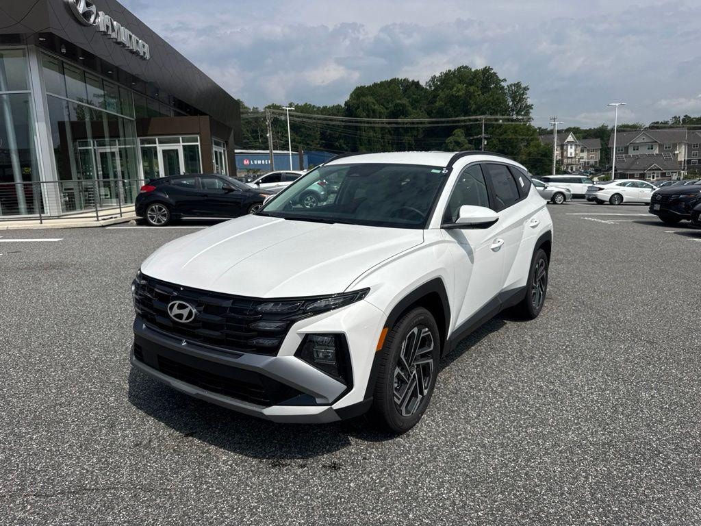New 2026 Hyundai Tucson SEL Plus FWD SUV