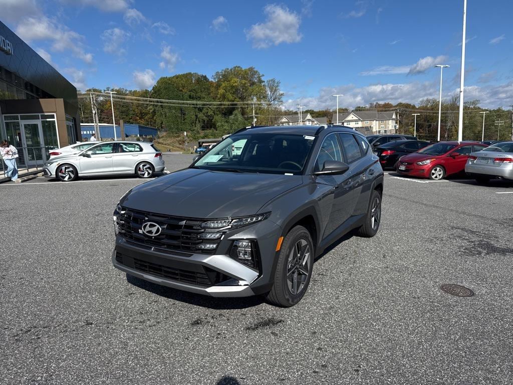New 2026 Hyundai Tucson Hybrid SEL SUV