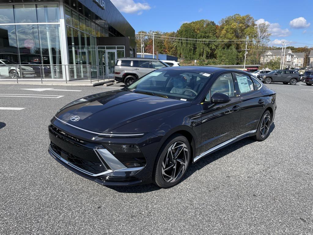 2026 Hyundai Sonata SEL's photo