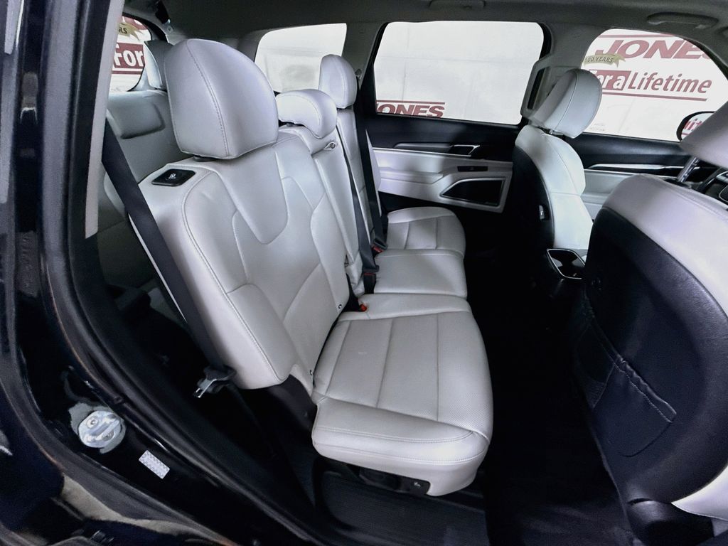2020 Kia Telluride 31