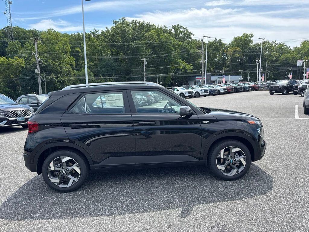 New 2026 Hyundai Venue SEL SUV