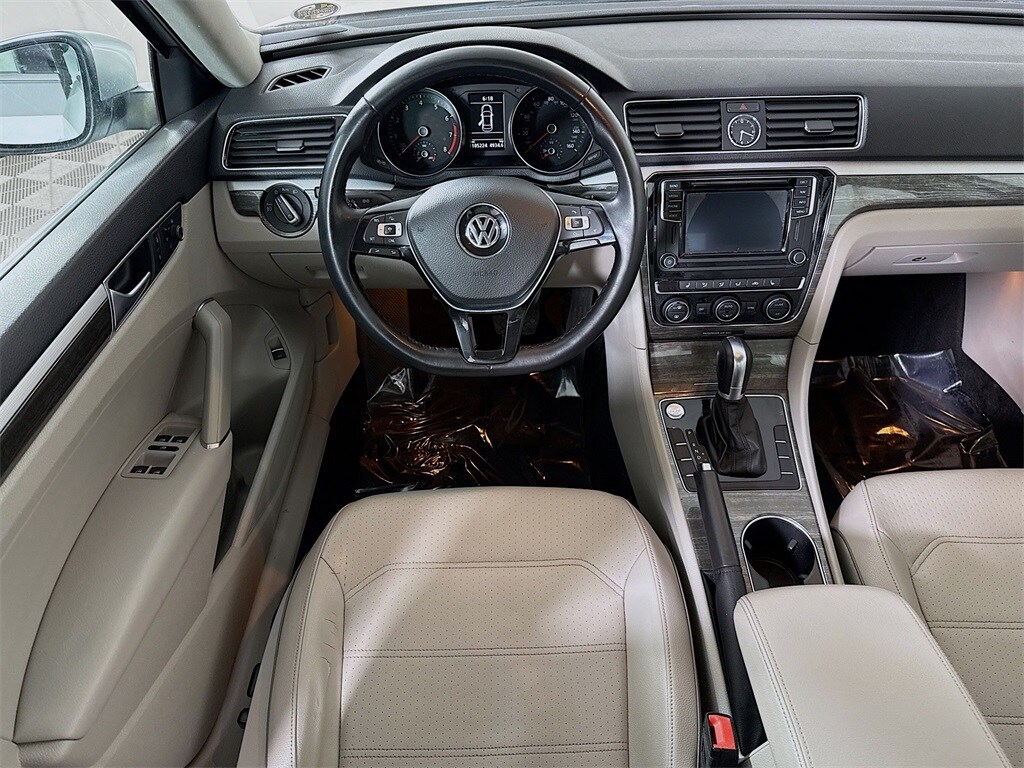 Used 2016 Volkswagen Passat 1.8T SE Sedan