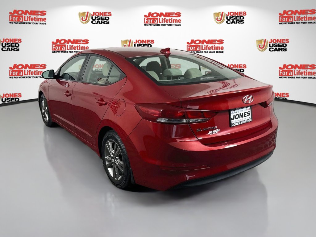 Used 2017 Hyundai Elantra SE Sedan