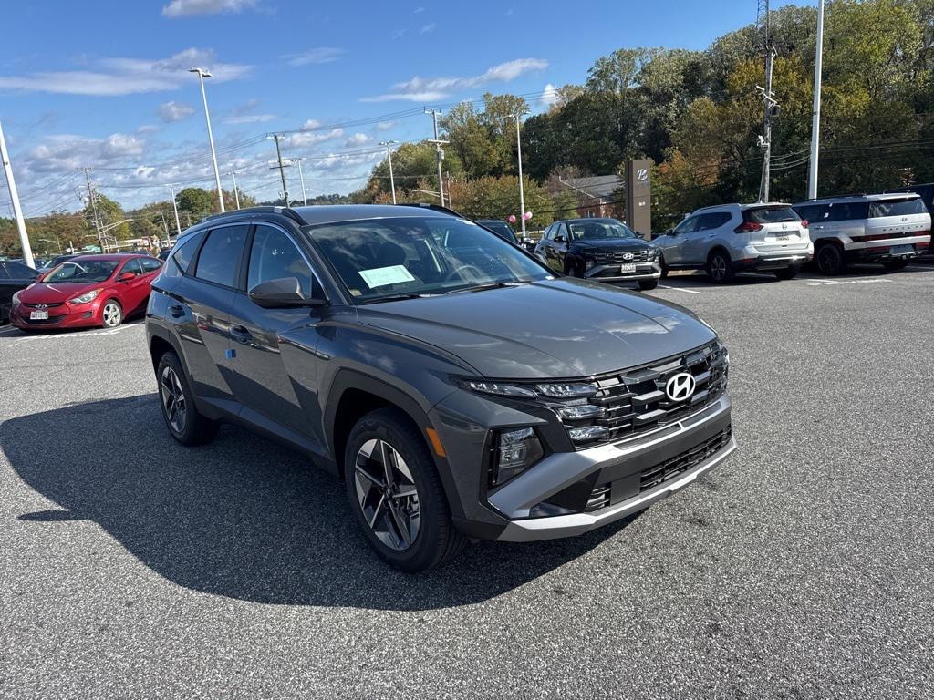 New 2026 Hyundai Tucson Hybrid SEL SUV