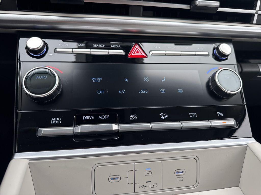 2026 Hyundai Santa Fe SE - Photo 14