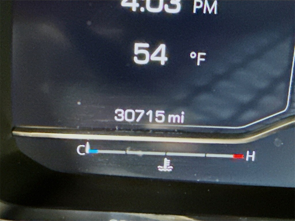 2023 Gmc Yukon XL AT4 photo 4