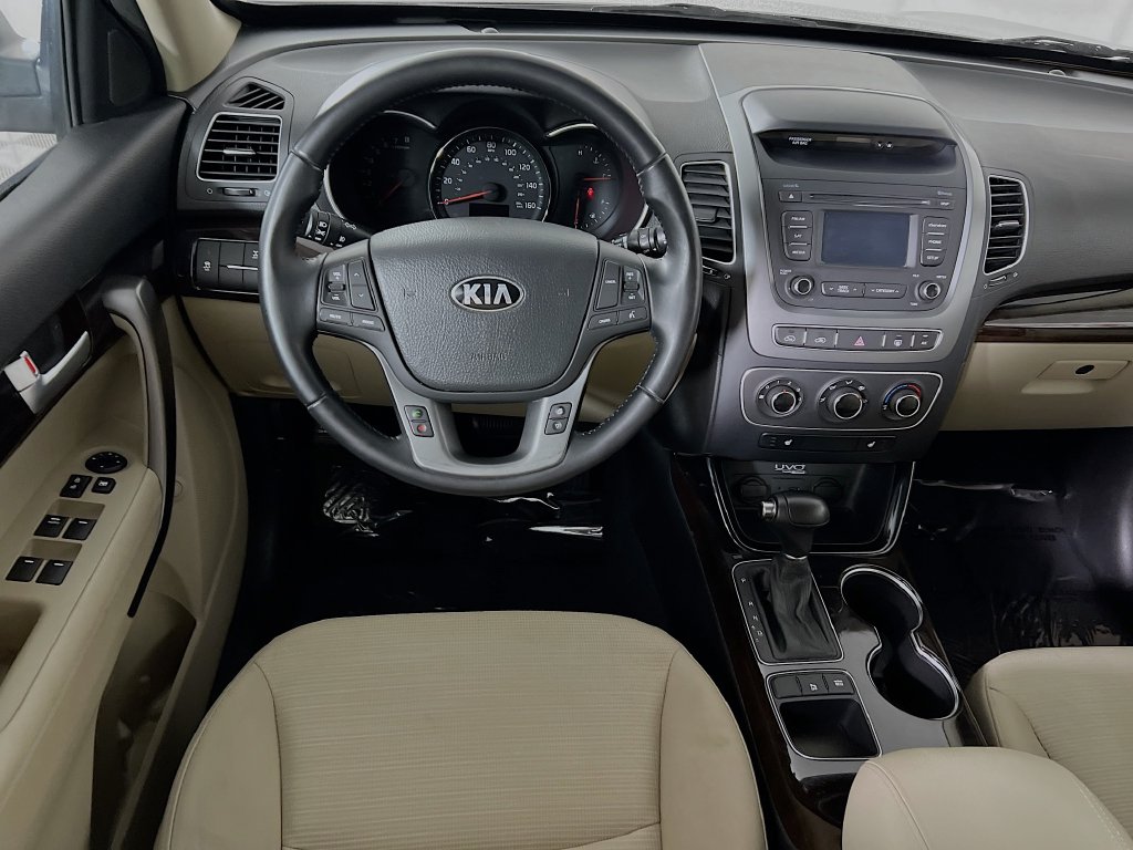 Used 2015 Kia Sorento LX AWD SUV