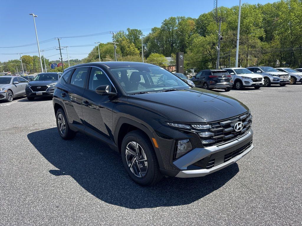 New 2026 Hyundai Tucson Hybrid Blue SUV