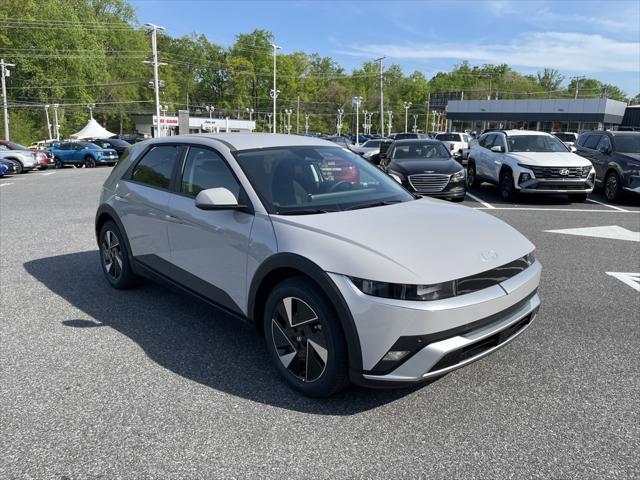 2025 Hyundai Ioniq 5 SE photo 2