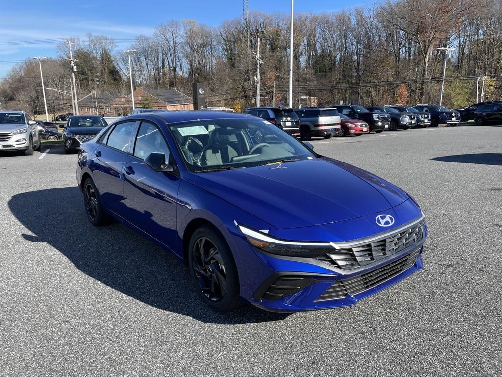 New 2026 Hyundai Elantra SEL Sport Sedan