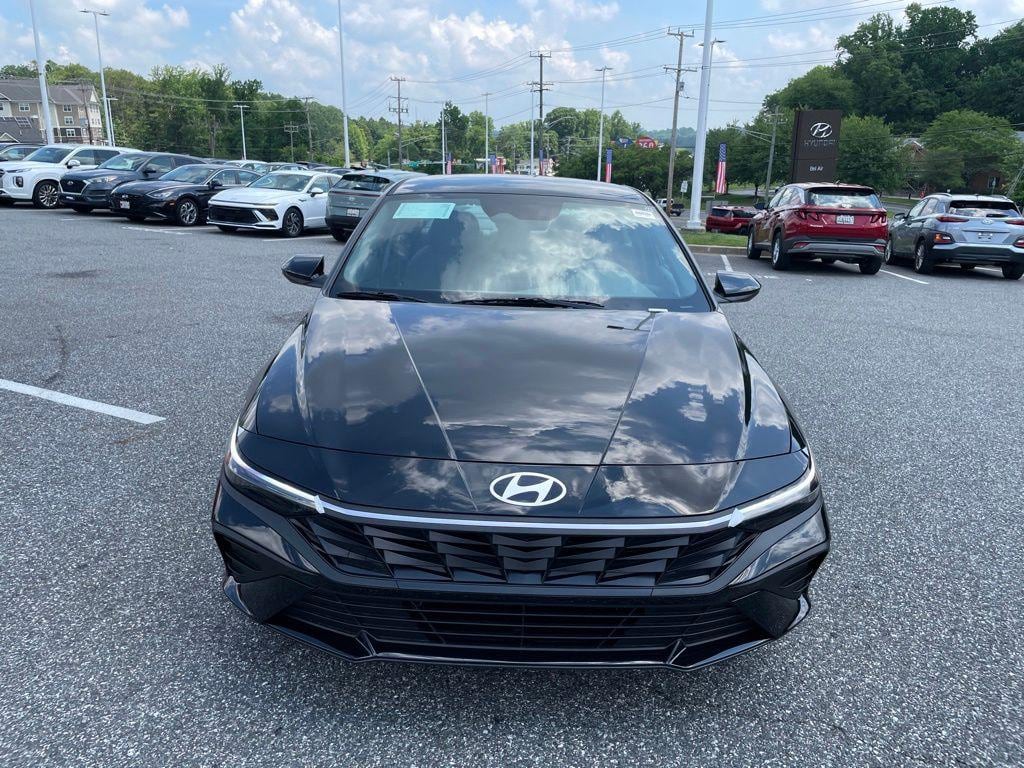 New 2026 Hyundai Elantra SEL Sport Sedan