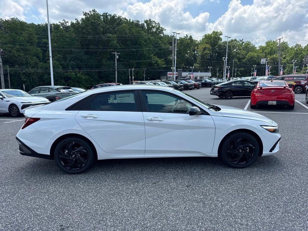 New 2026 Hyundai Elantra SEL Sport Sedan