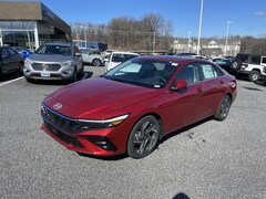 2025 Hyundai Elantra Limited Sedan