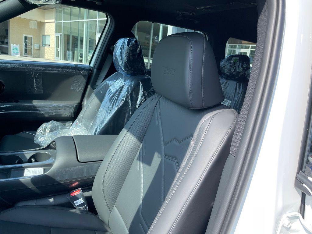 2026 Hyundai Palisade XRT Pro - Photo 11