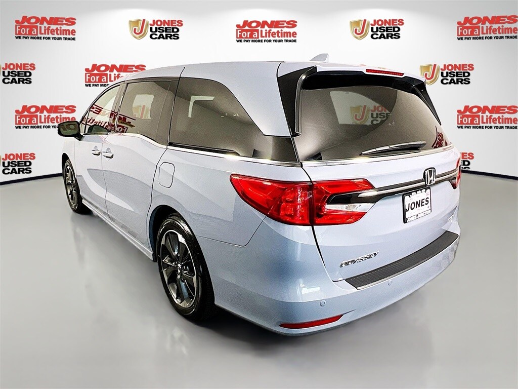 2024 Honda Odyssey Elite photo 2
