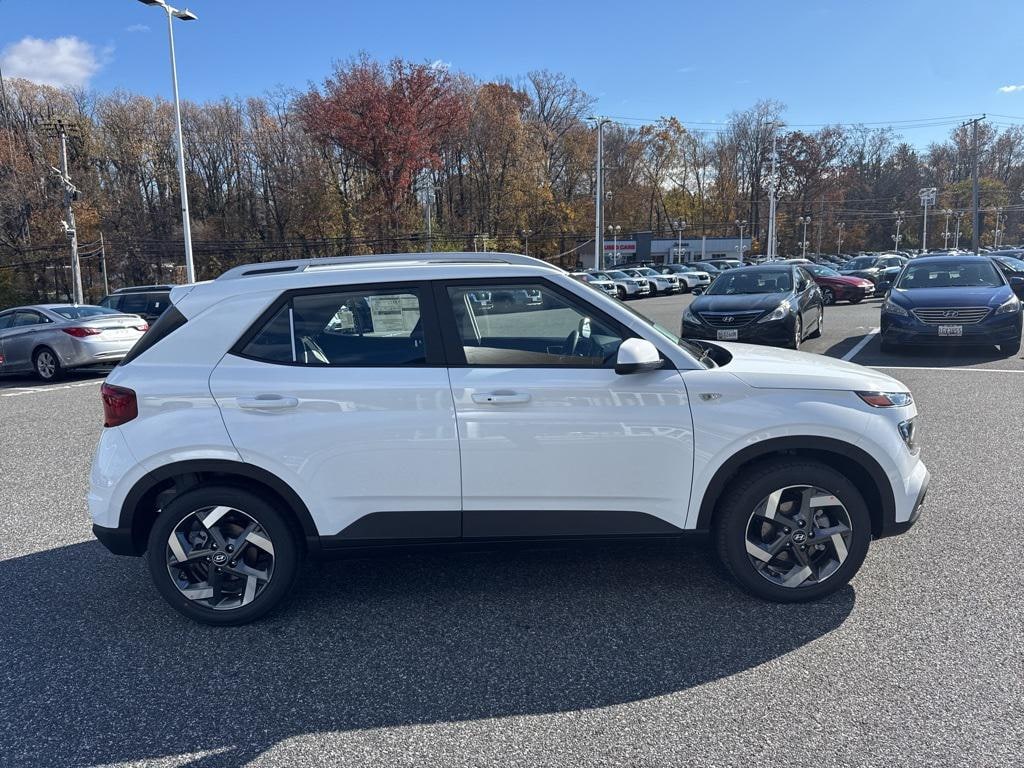 New 2026 Hyundai Venue SEL SUV