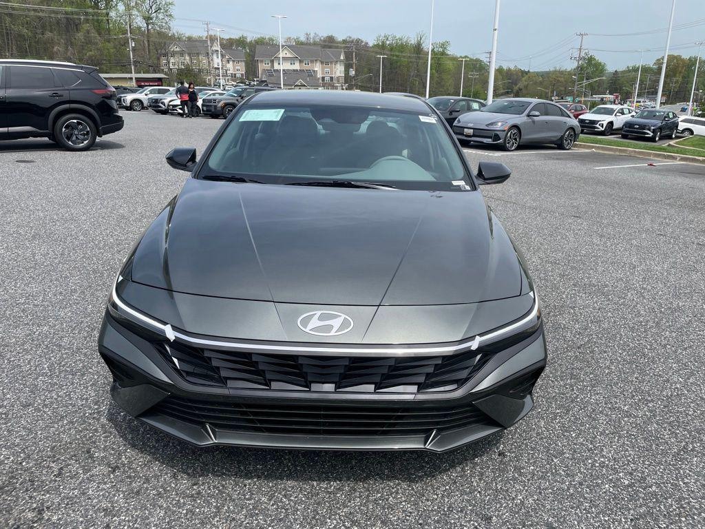 New 2026 Hyundai Elantra SEL Sport Sedan