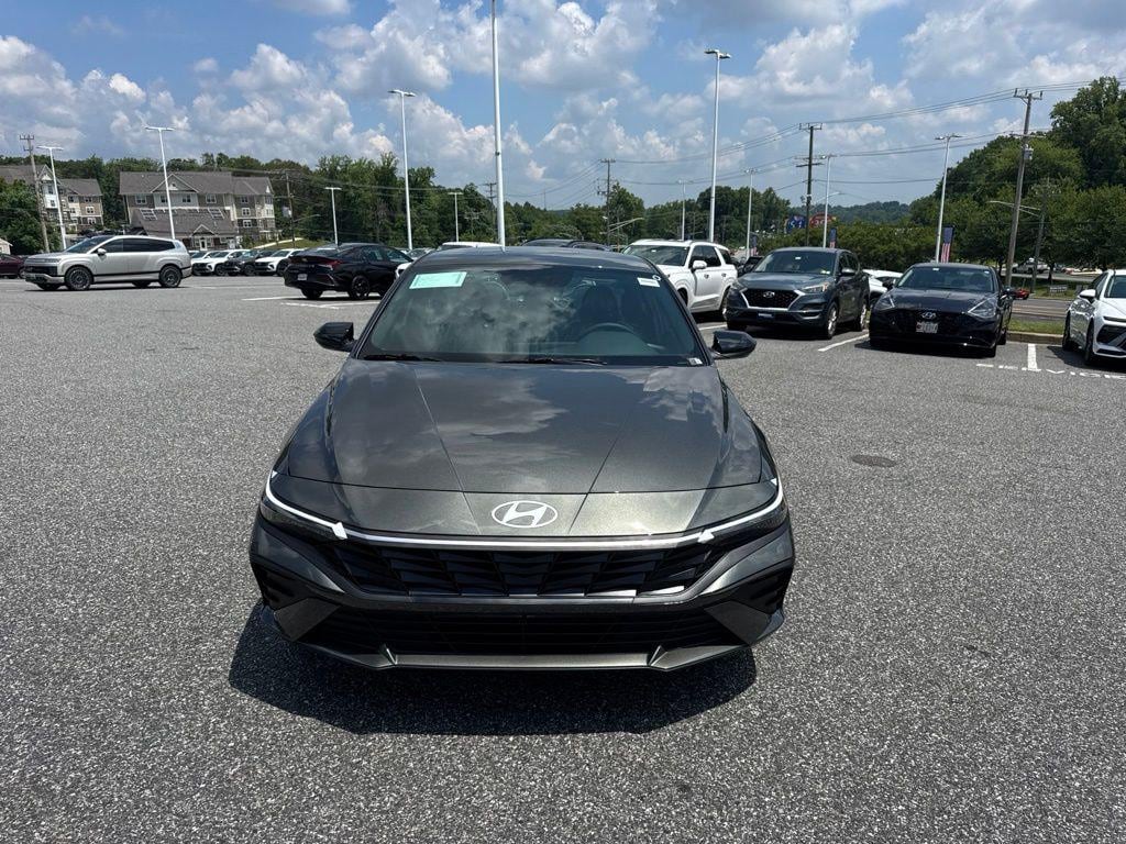 New 2026 Hyundai Elantra SEL Sport Sedan