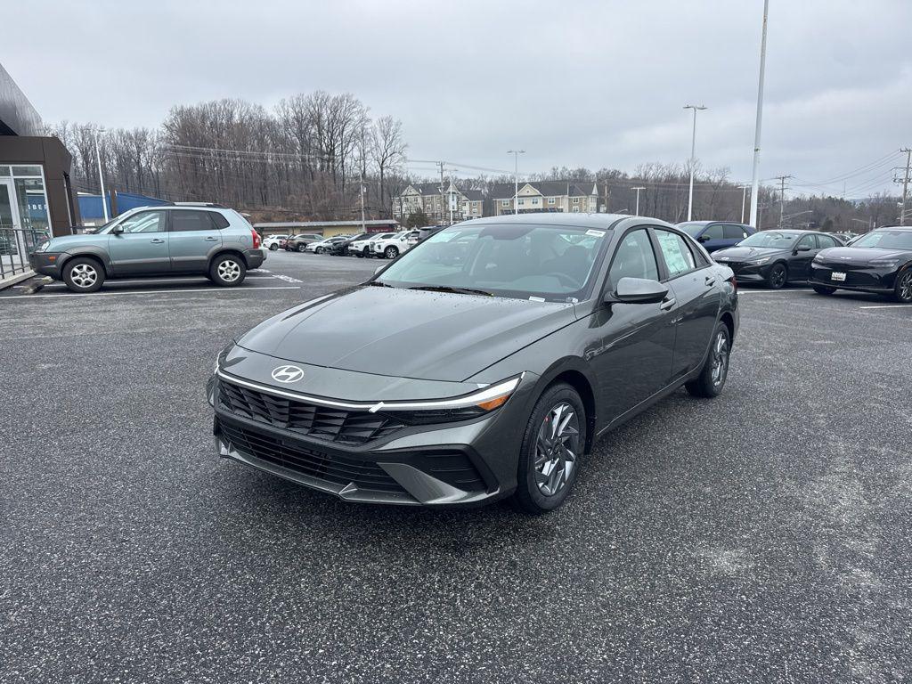 2026 Hyundai Elantra Hybrid