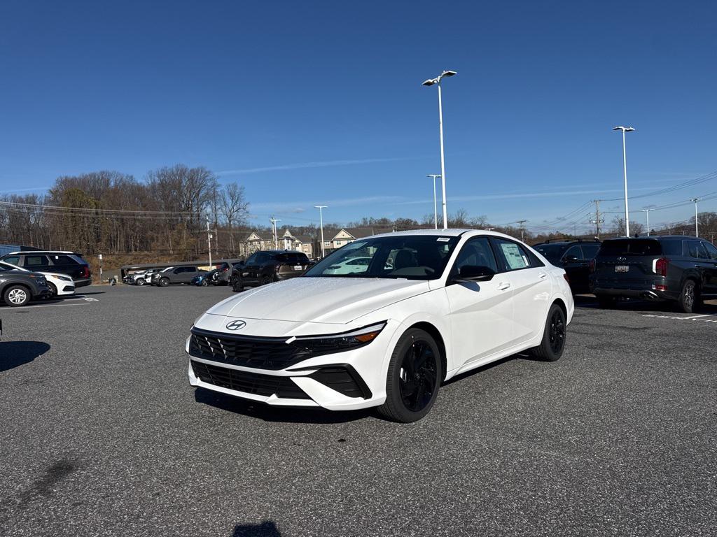 2026 Hyundai Elantra SEL's photo