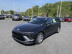 2025 Hyundai Sonata SE Sedan