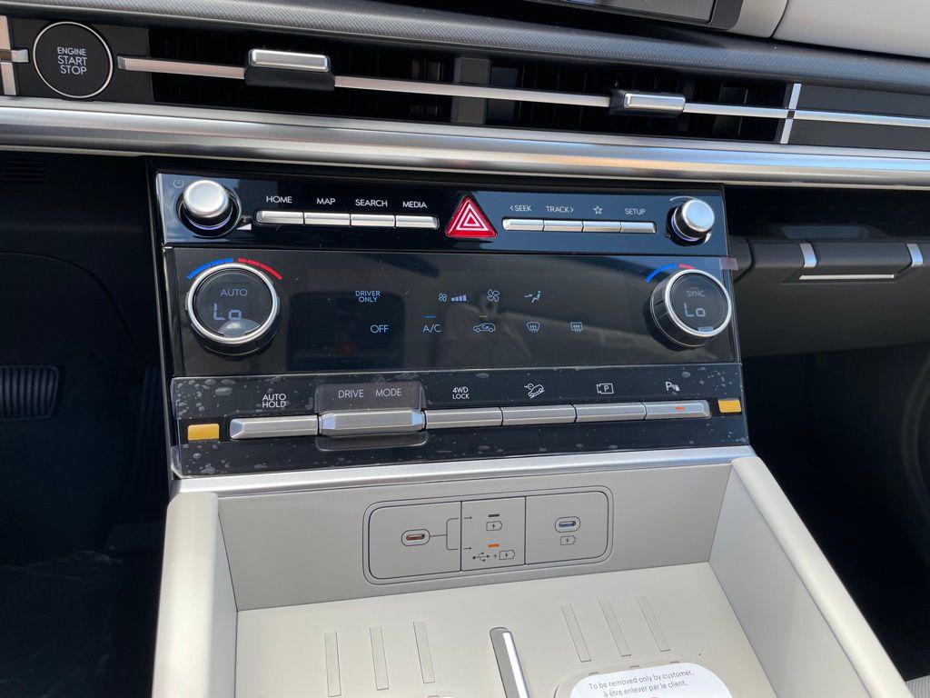 2026 Hyundai Santa Fe SE - Photo 14