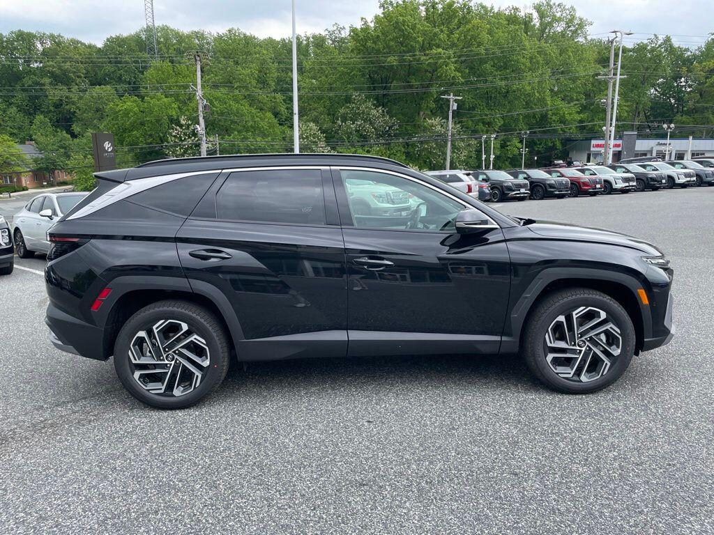 New 2026 Hyundai Tucson Limited AWD SUV