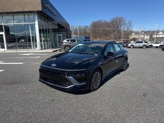 2025 Hyundai Sonata Hybrid Limited Sedan