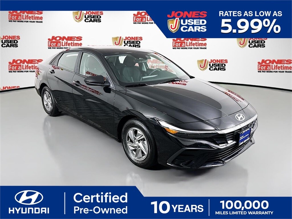 Certified 2025 Hyundai Elantra SE Sedan