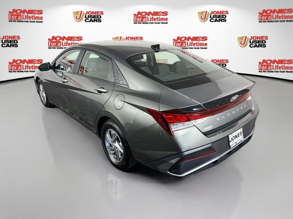 Certified 2024 Hyundai Elantra SE Sedan