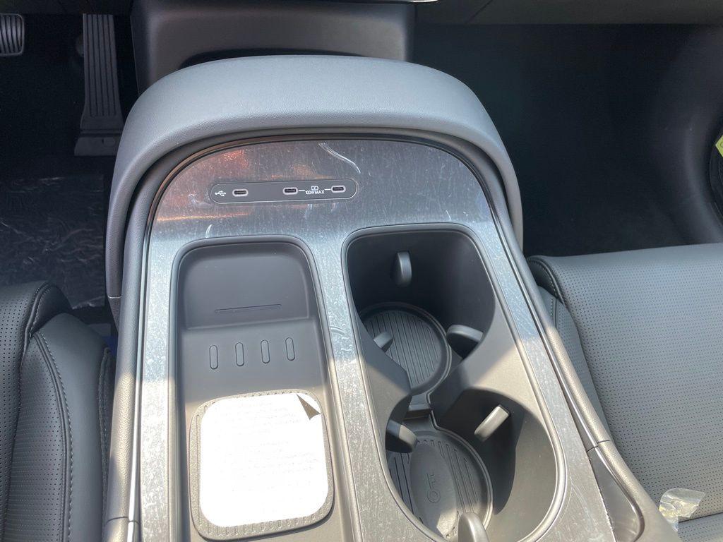 2026 Hyundai Palisade XRT Pro - Photo 16