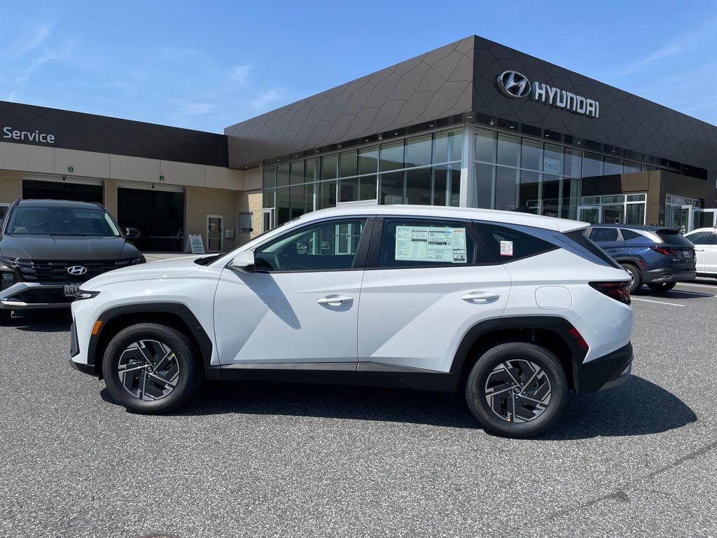 New 2026 Hyundai Tucson Hybrid Blue SUV