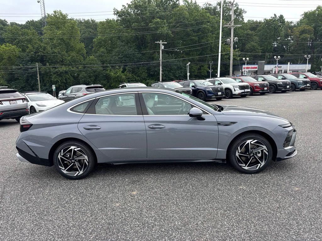 New 2026 Hyundai Sonata SEL Sport Sedan