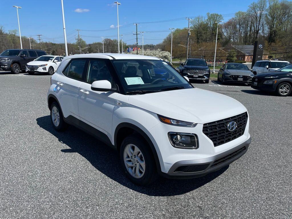 New 2026 Hyundai Venue SE SUV