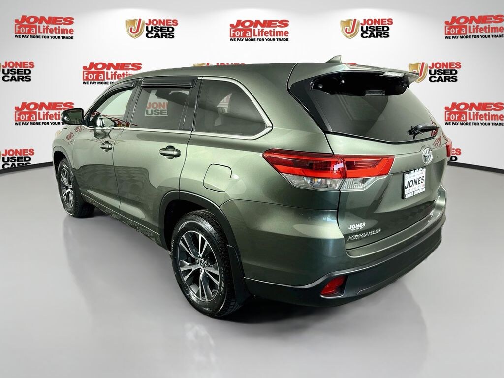 Certified 2018 Toyota Highlander LE Plus V6 SUV