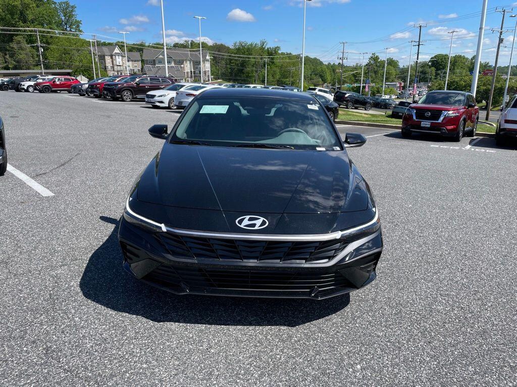New 2026 Hyundai Elantra SEL Sport Sedan