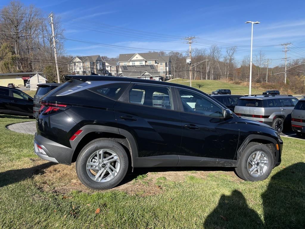 New 2026 Hyundai Tucson SE AWD SUV