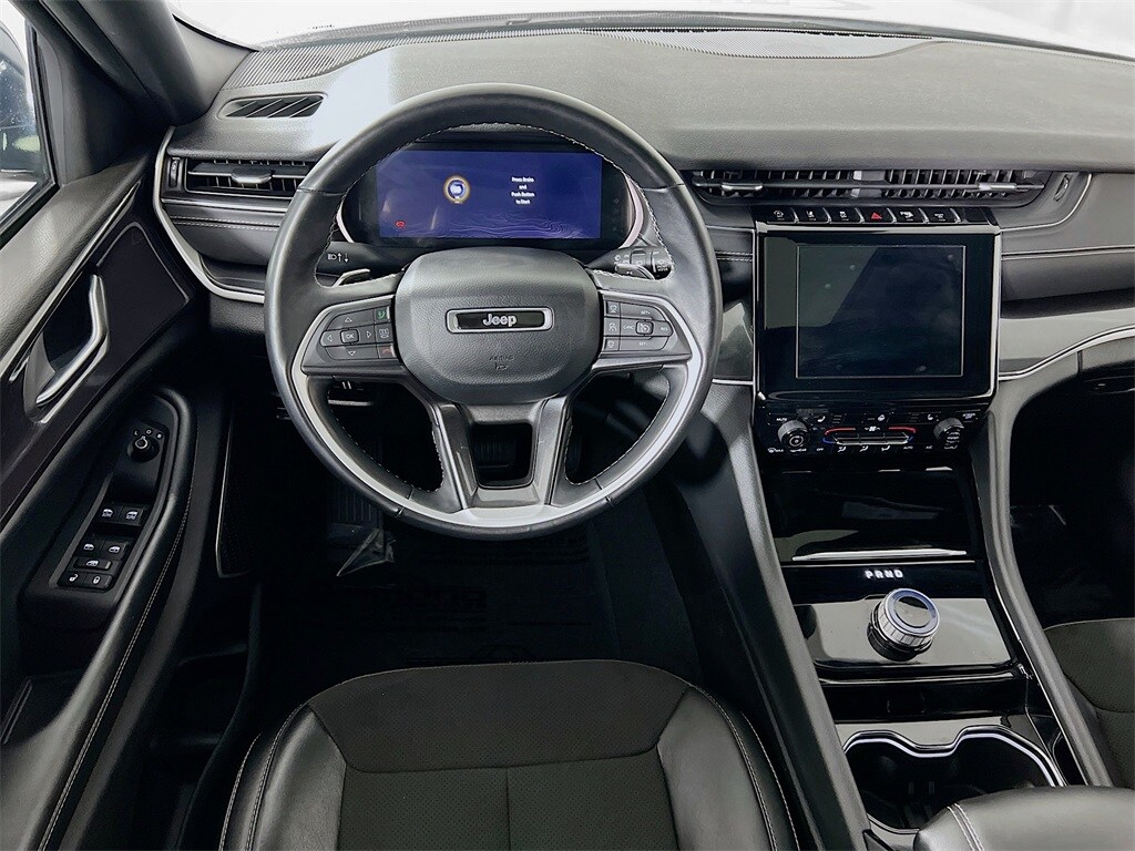 Certified 2022 Jeep New Grand Cherokee Laredo SUV