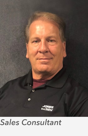 Staff member Mark Dona from be078edd8866